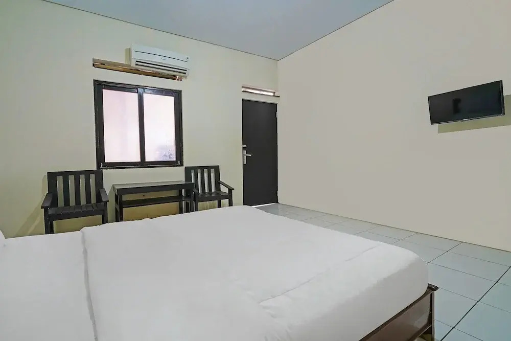 OYO Life 92641 Guest House Palinggihan Ii