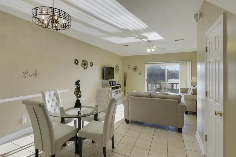 Carolina Waterfront Rentals - Arco - 3 Br townhouse by RedAwning