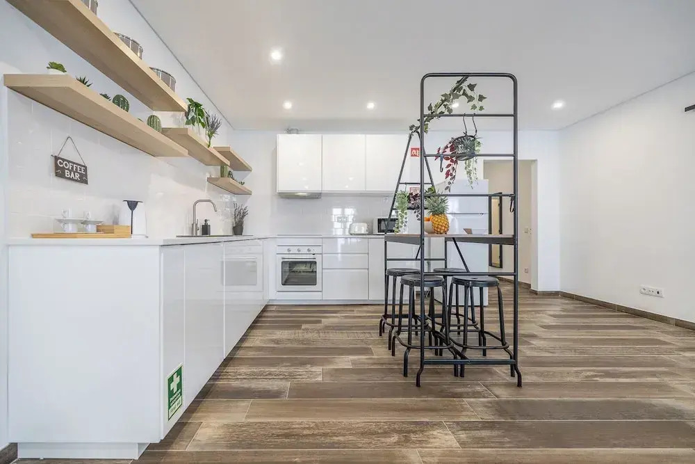 Roots Apartments