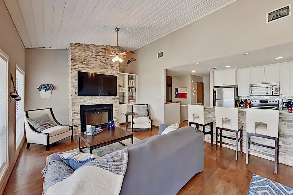 Lakeside Gem In Ridge Harbor W/ Resort Amenities 3 Bedroom Home