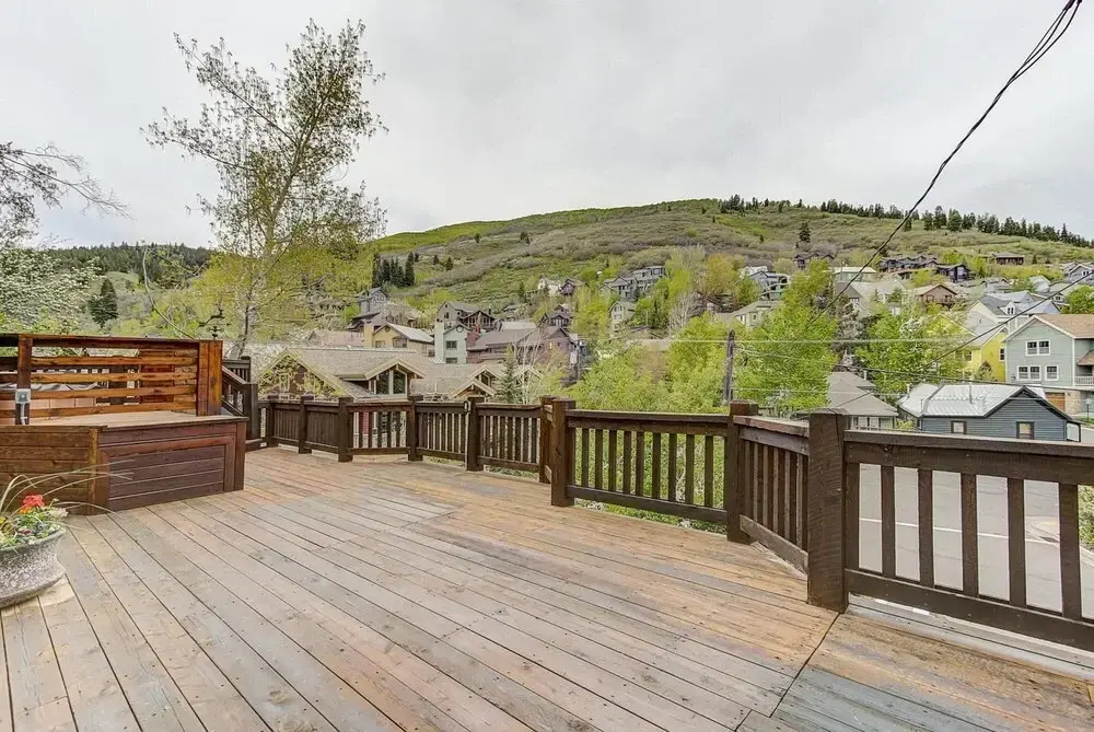 Coopers Collection 10 - Hillside Overlook