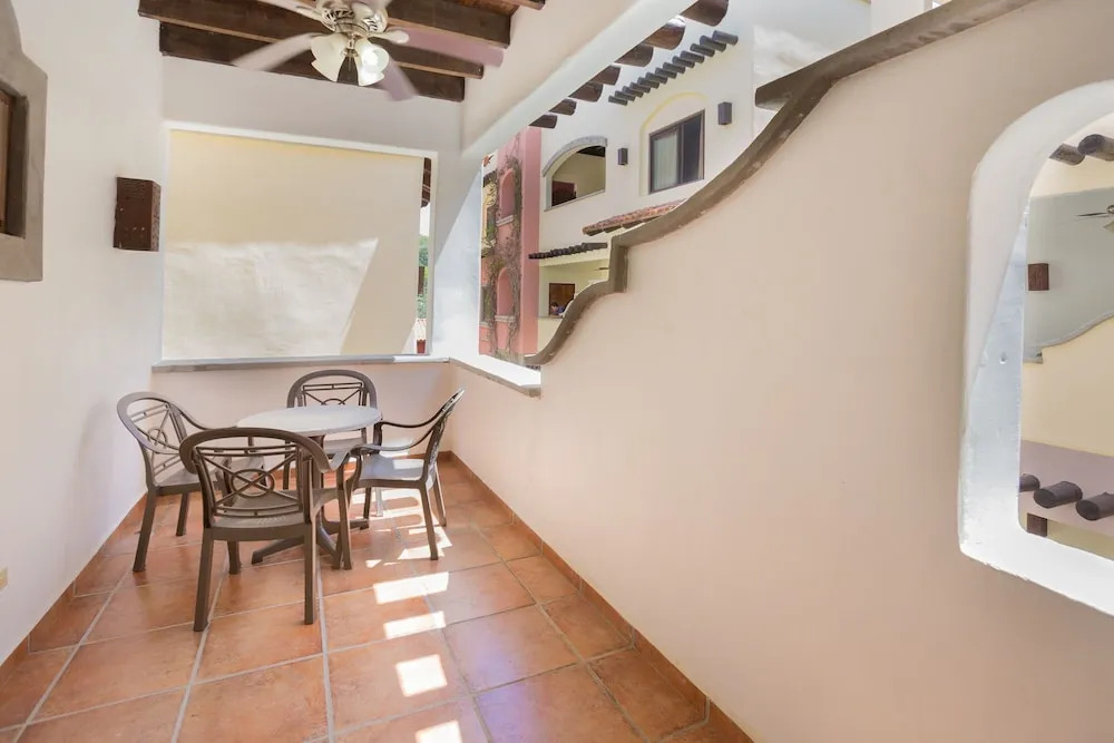 Caribbean Breeze 5b - 2 Br Apts