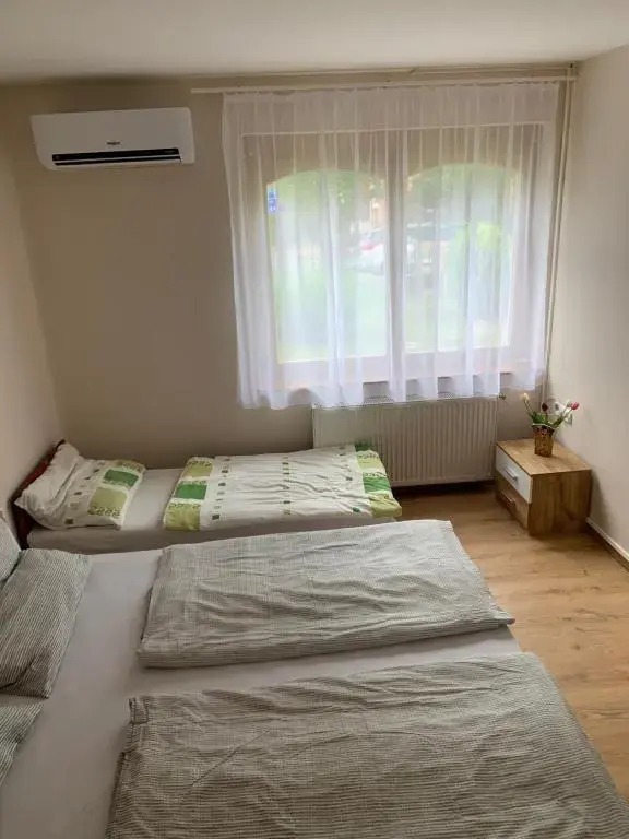 Zsuzsa Apartman Hajdúszoboszló