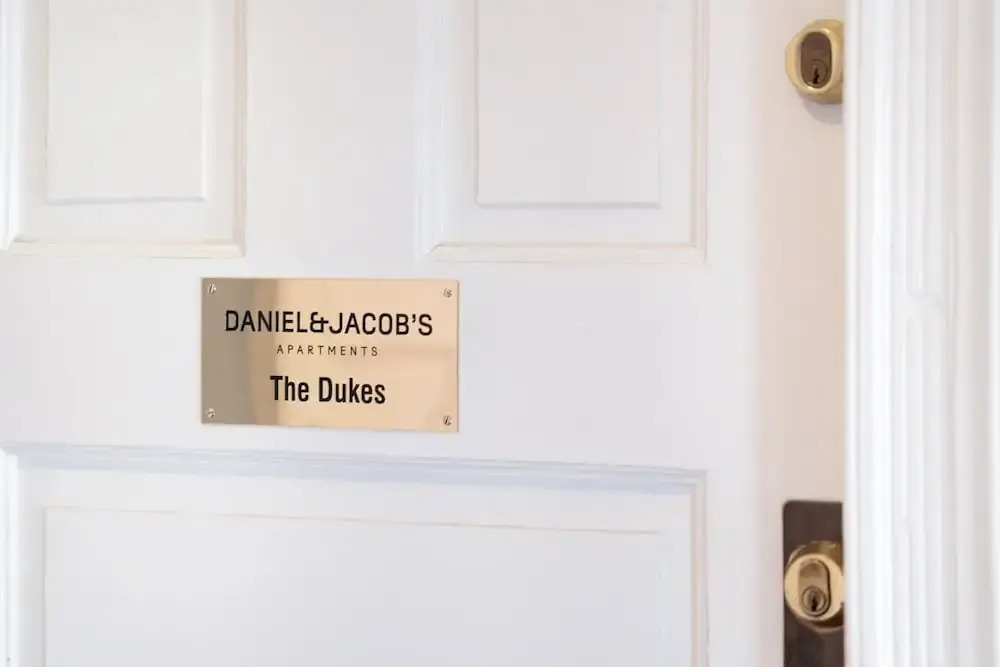 Former Dukes Residence - 4 bedrooms - 2 bathrooms