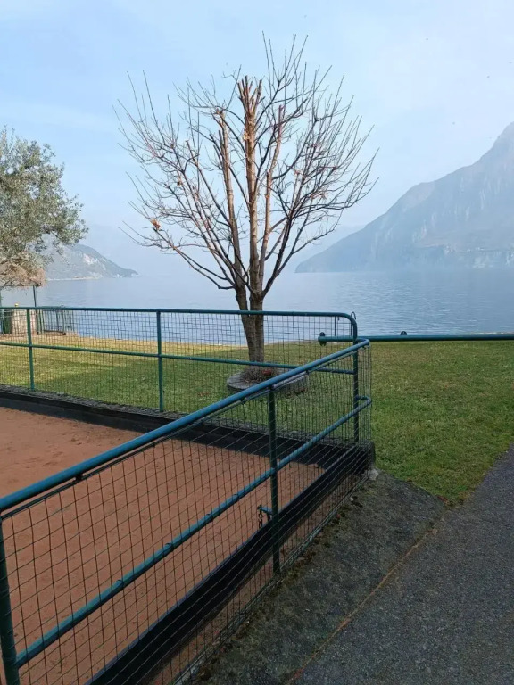 Studio Zu - Lakeside Apartment