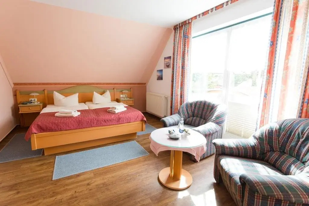 Hotel Garni Am Deich Zingst