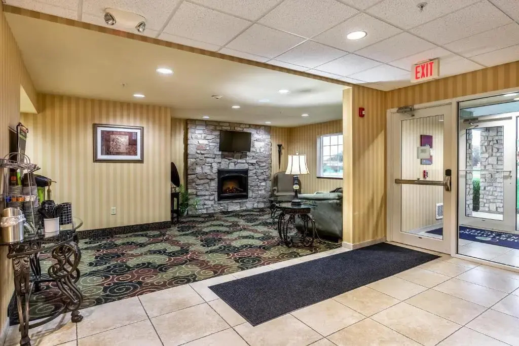 Cobblestone Inn & Suites - Vinton, IA