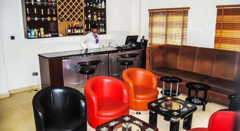 Royal Jatoz Hotels