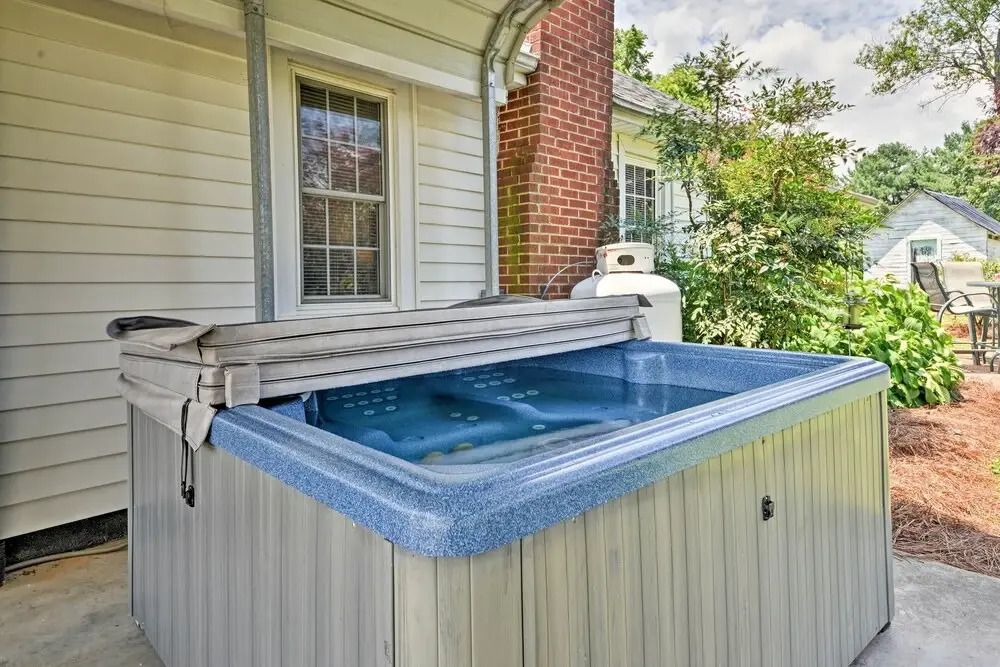 Peaceful Elkin Vacation Rental ~ 17 Mi to Mt Airy!