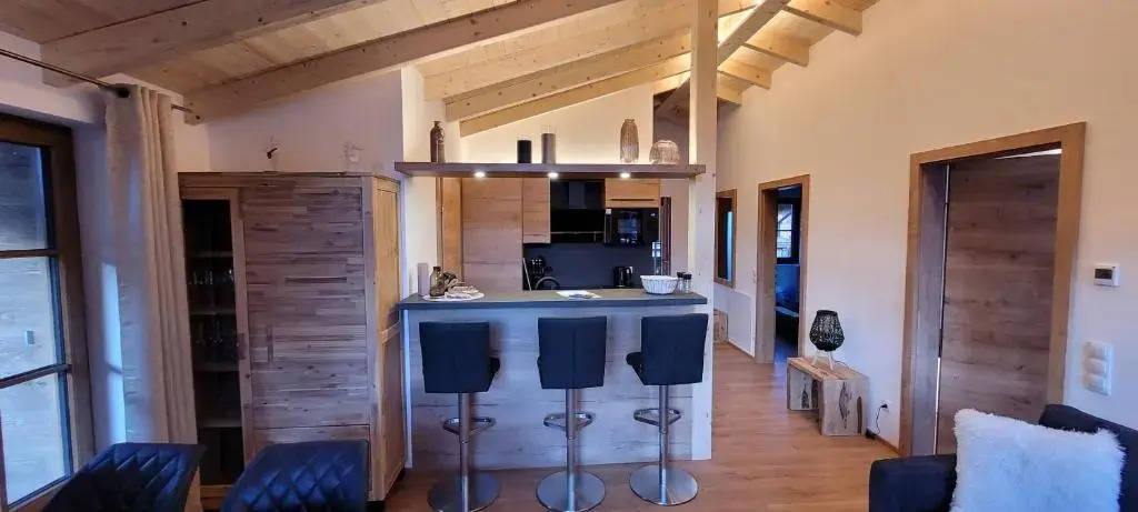 Hochalmbahnen Chalets 16W2, Bergminze, nahe Gondel