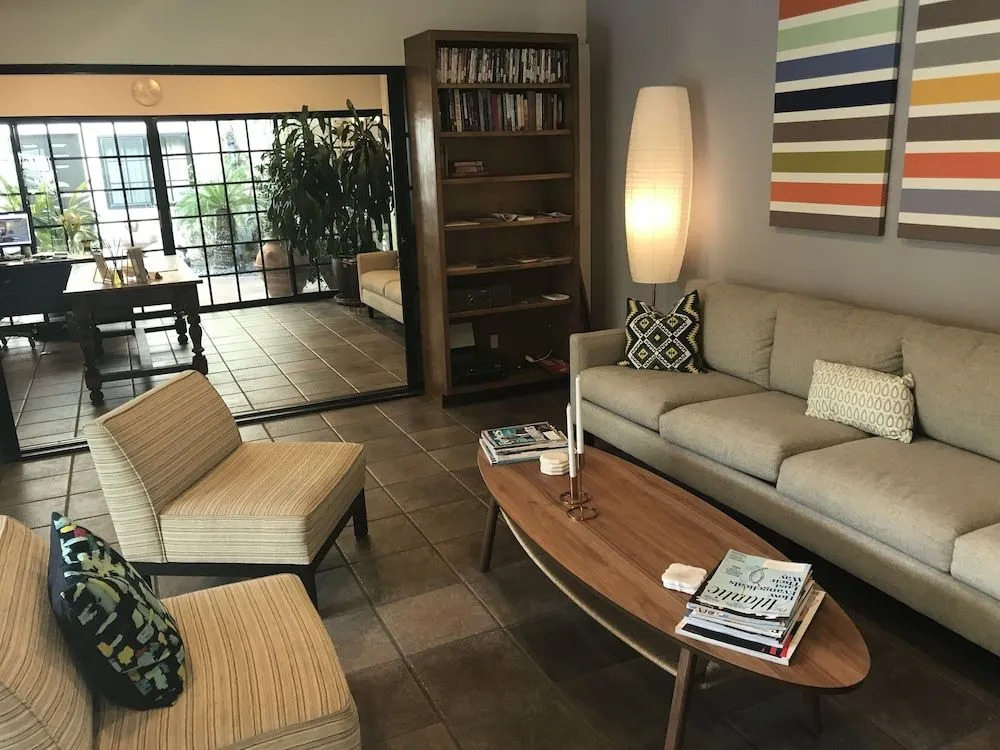 Descanso Resort, A Mens Resort