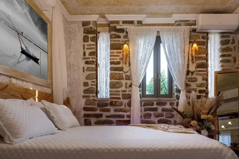 Lithos Messolongi Paradise - A Luxurious Retreat