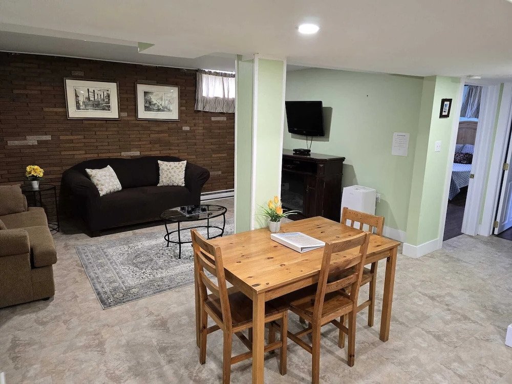 Antigonish Evergreen Inn