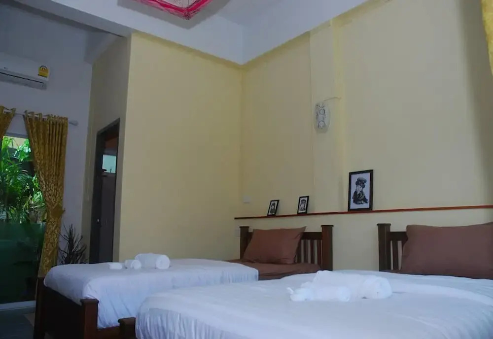 Bann Pin Kaew