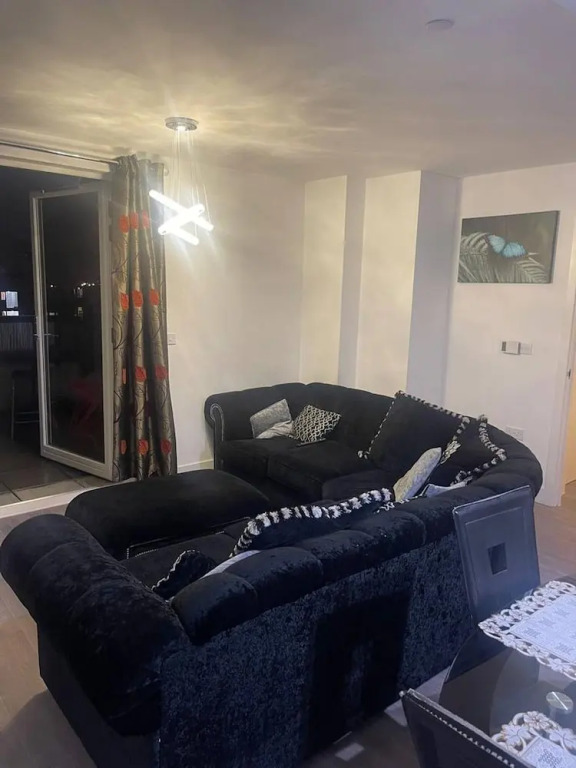 Wembley Stadium View Luxury Apartment