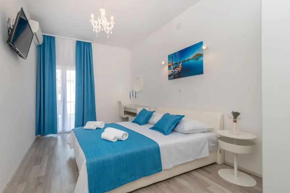 Villa Lux