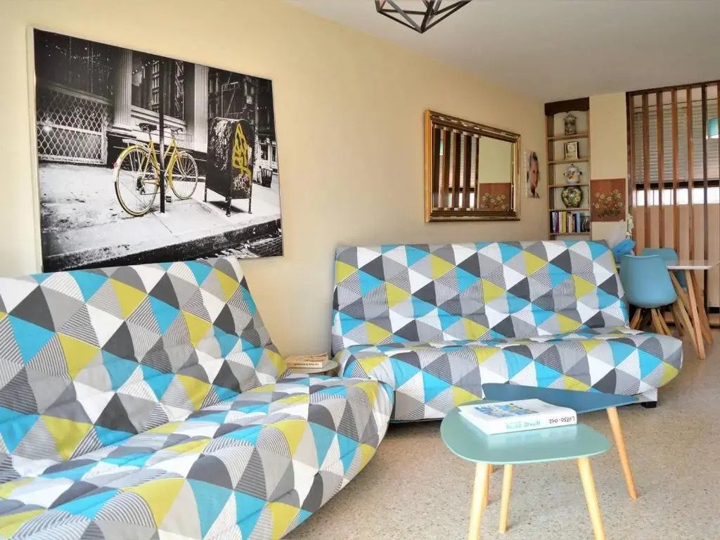 Appartement Le Lavandou, 2 pièces, 4 personnes - FR-1-251-295