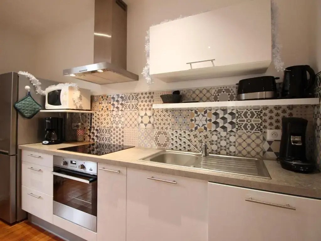 Appartement La Bourboule, 3 pièces, 5 personnes - FR-1-608-96