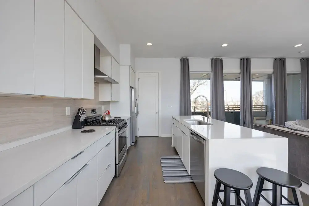 Nashville Notes - Sleeps 8 - Mins to Broadway!