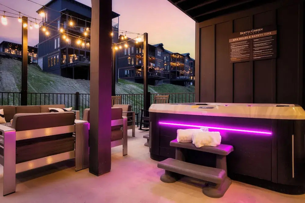 Star Gazer Luxury Rooftop Cabin