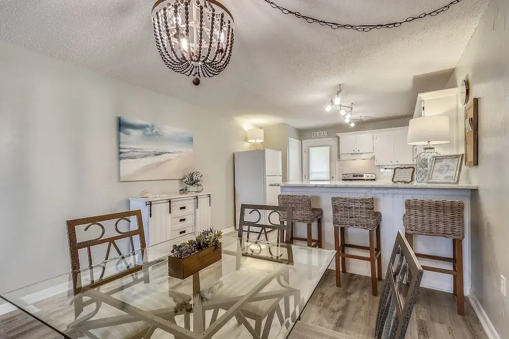 Venus 206 is a 1 BR on Okaloosa Island steps from the pool and easy beach access by RedAwning