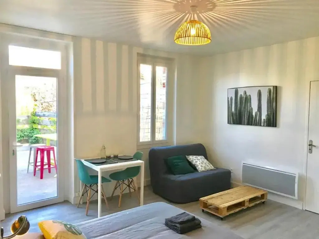 Studio Terrasse Proche Centre Maison Annees 30