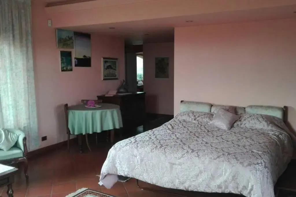 Alloggio nella Villa dellEdera