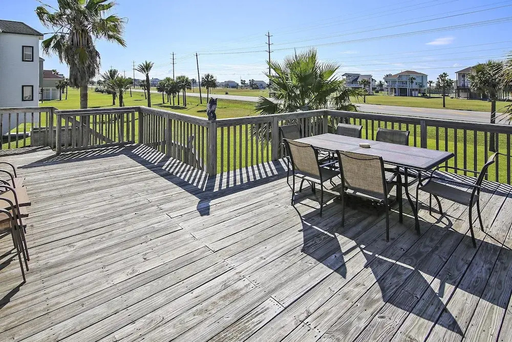 Indian Summer 3 Bedrooms 2 Bathrooms Home
