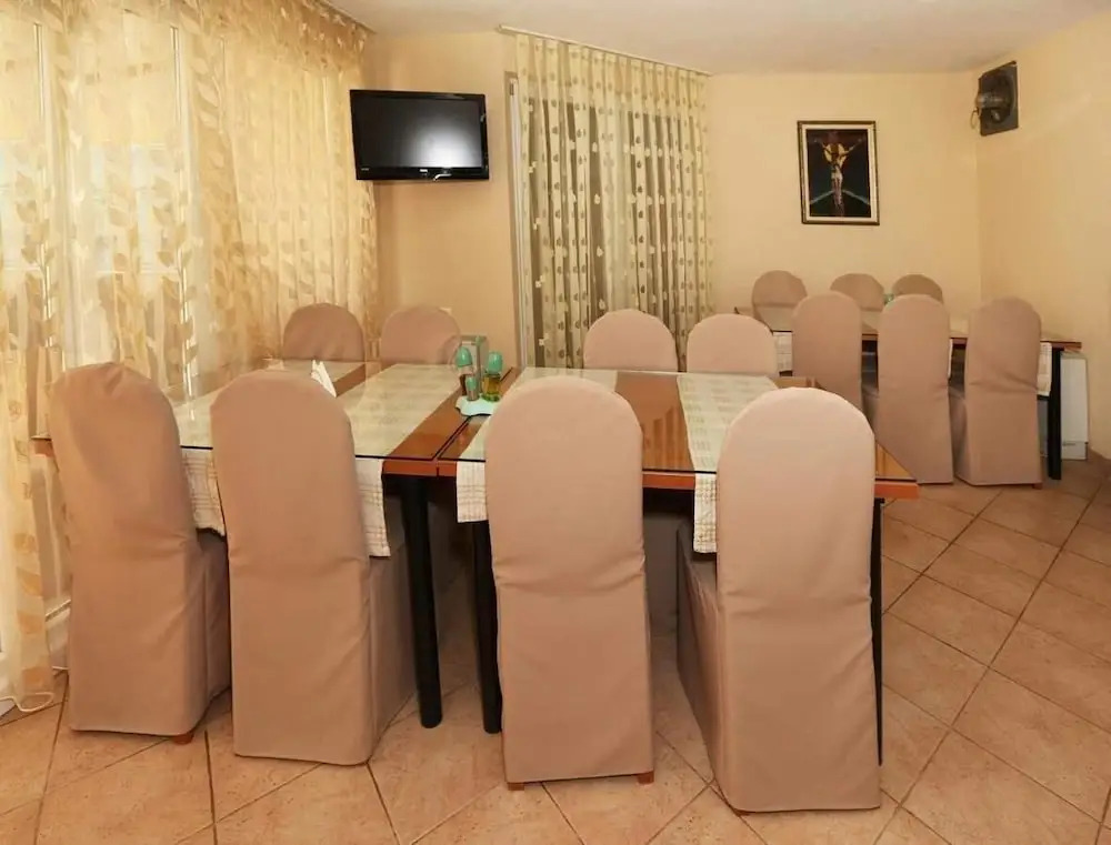 Hotel Globtour Inn