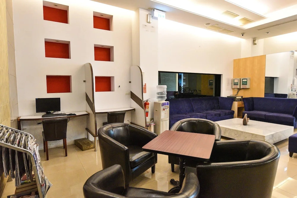 Leader Business Hotel