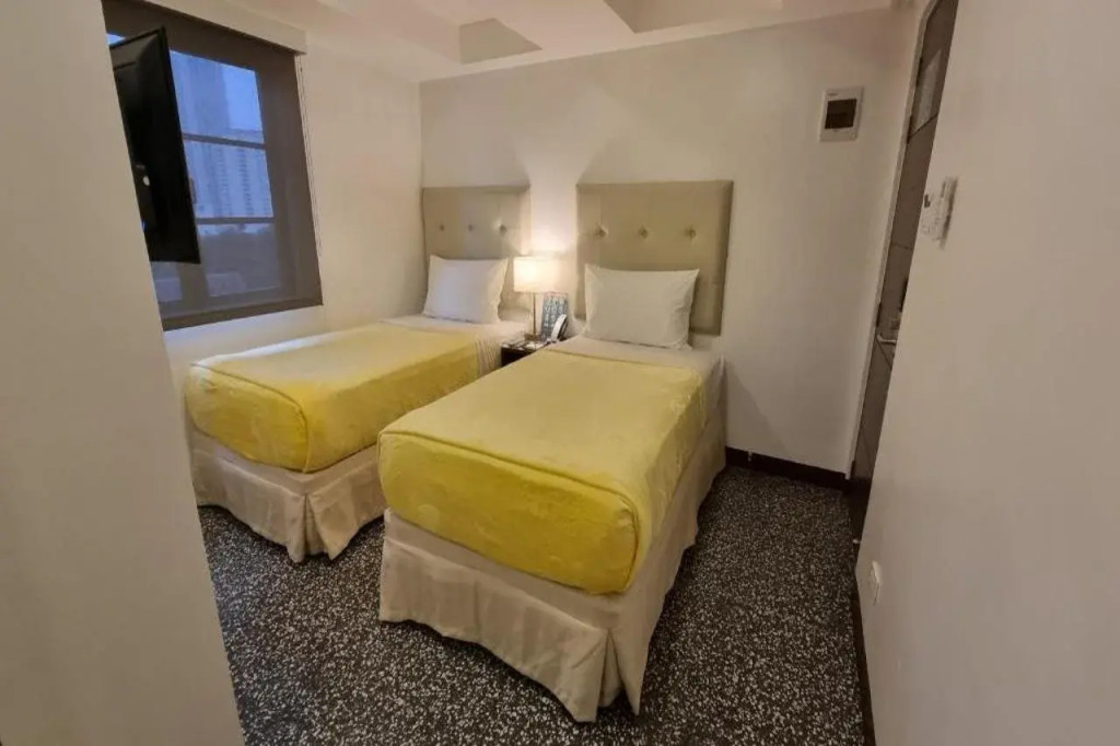 One Cristina Suites