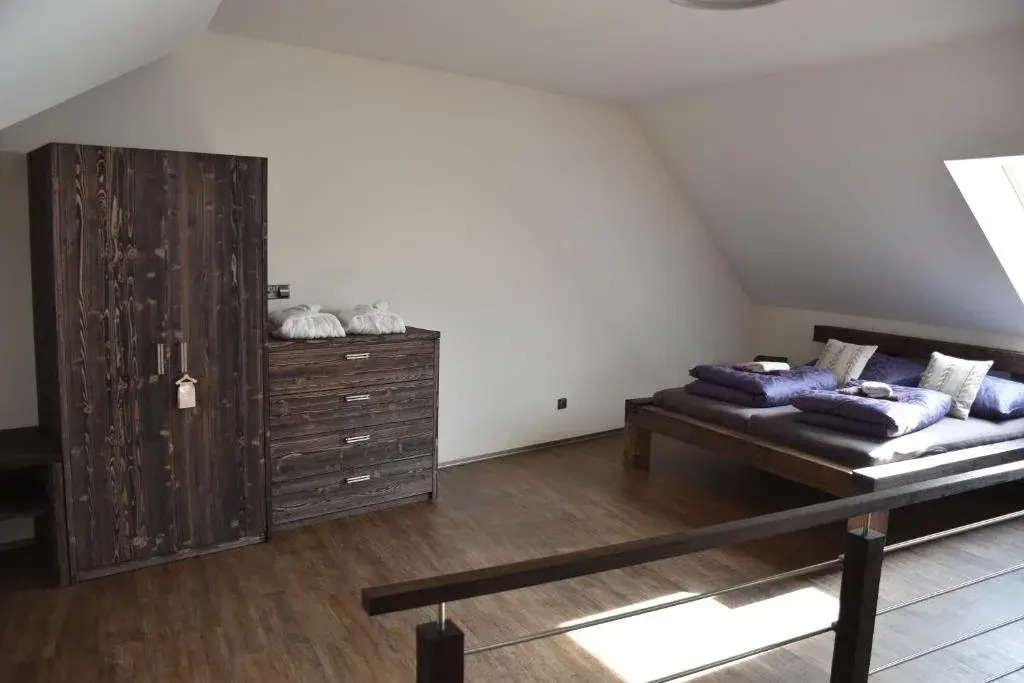 Penzion Víno Hruška Blatnička