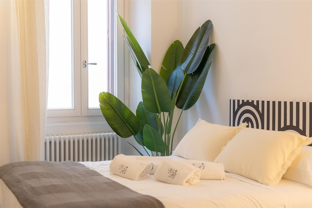 Rental in Rome Secret Terrace Apartment