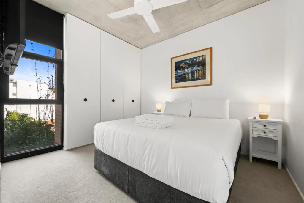 Premium Bondi Beach 2 Bedroom with Beach view and parking