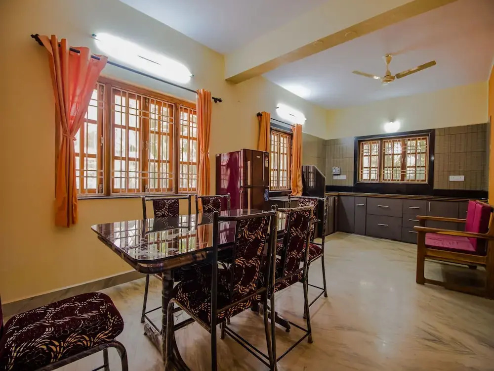 OYO 13946 Home 5BHK With Green View in Mapusa
