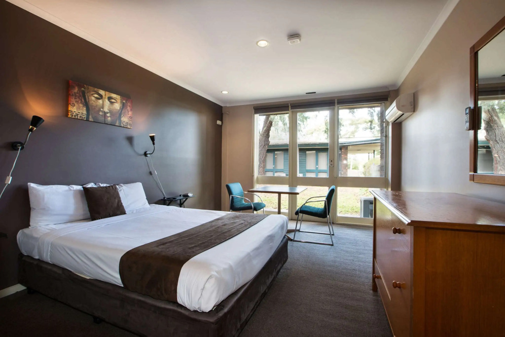 Burvale Hotel