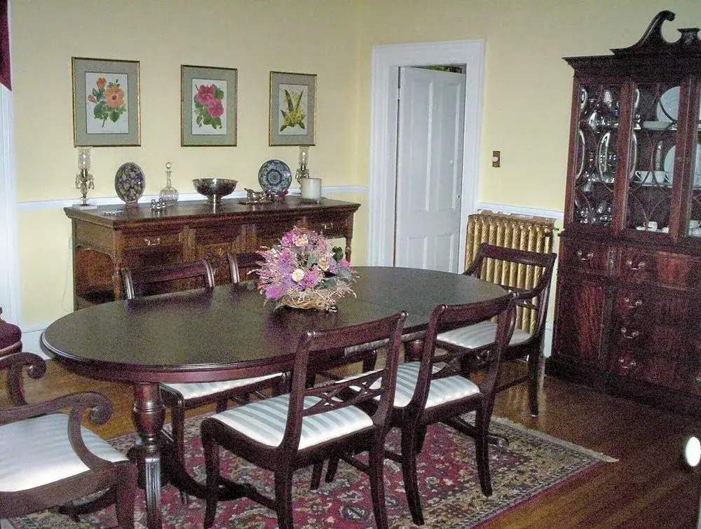 Morton House Inn