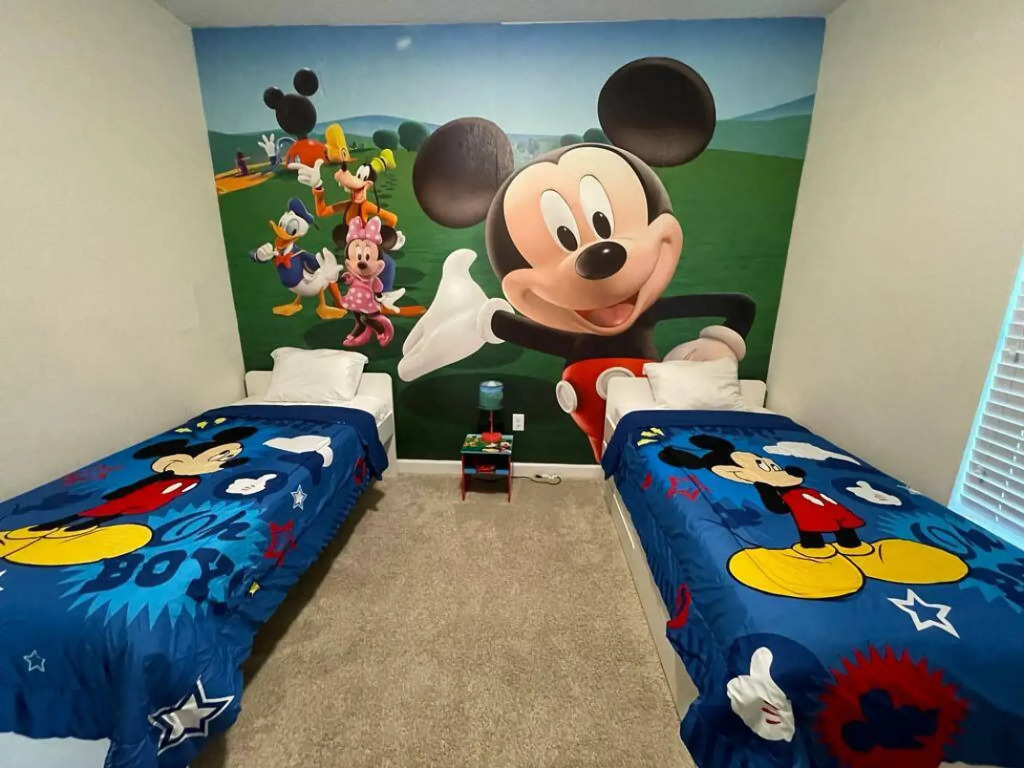 Amazing 5Bdr at ChampionsGate 11 miles from Disney