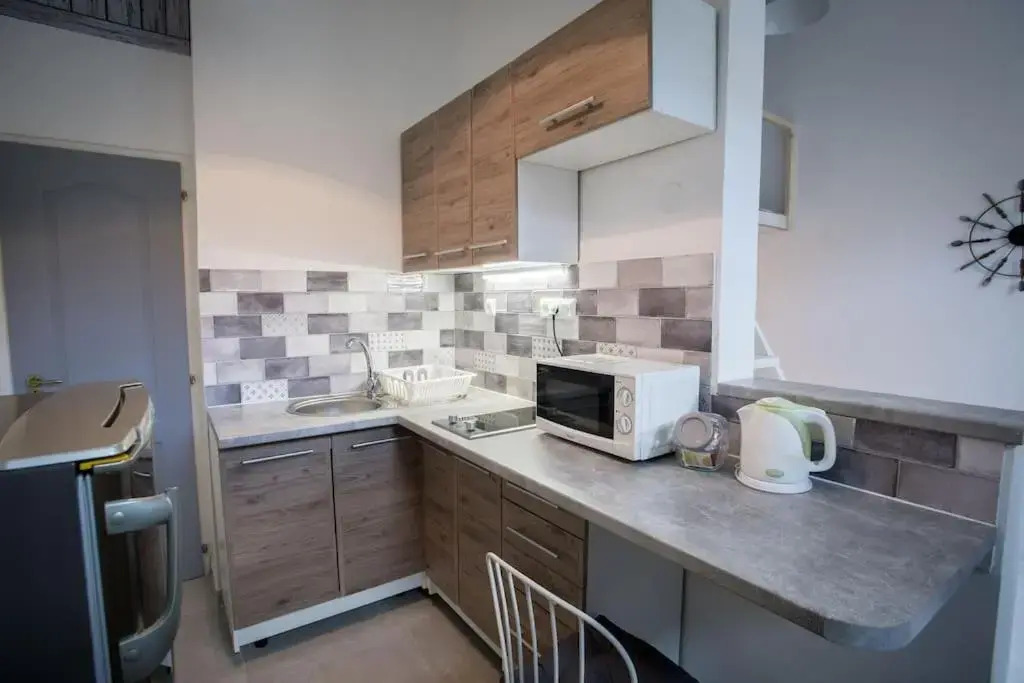 Cozy studio apartment with air condition