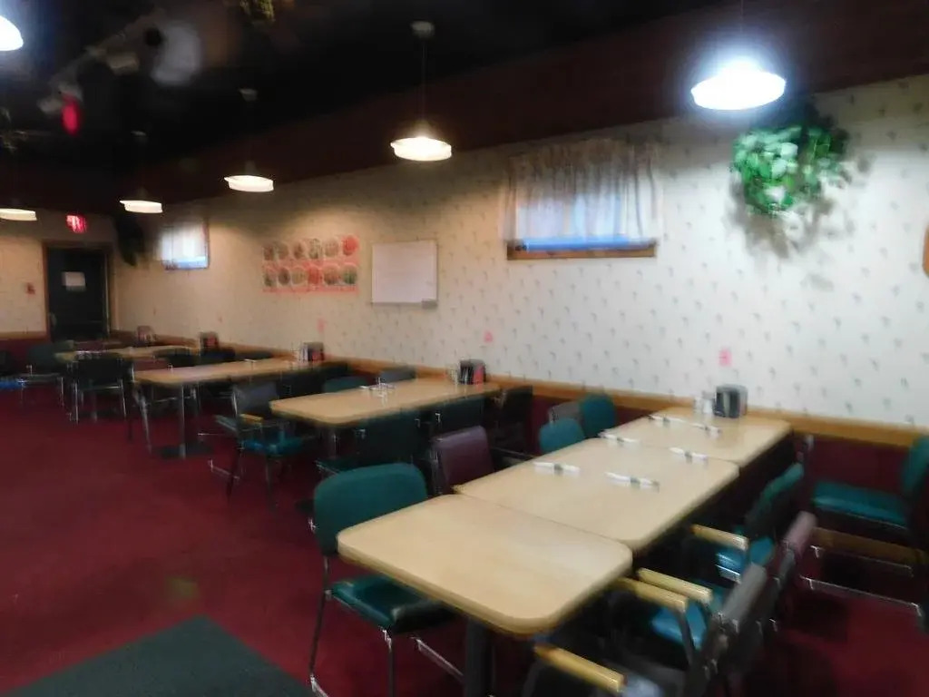 The Lakeview Inn