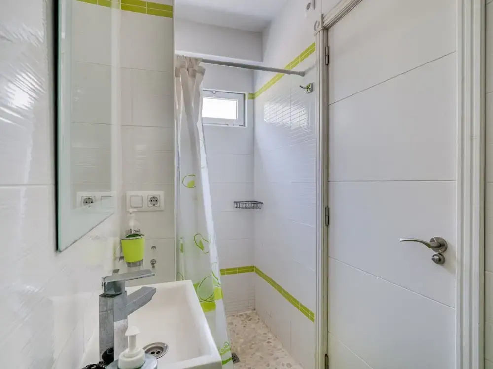 Nice Apartment With Spacious Terrace and Beautiful Views of the Atlantic Ocean