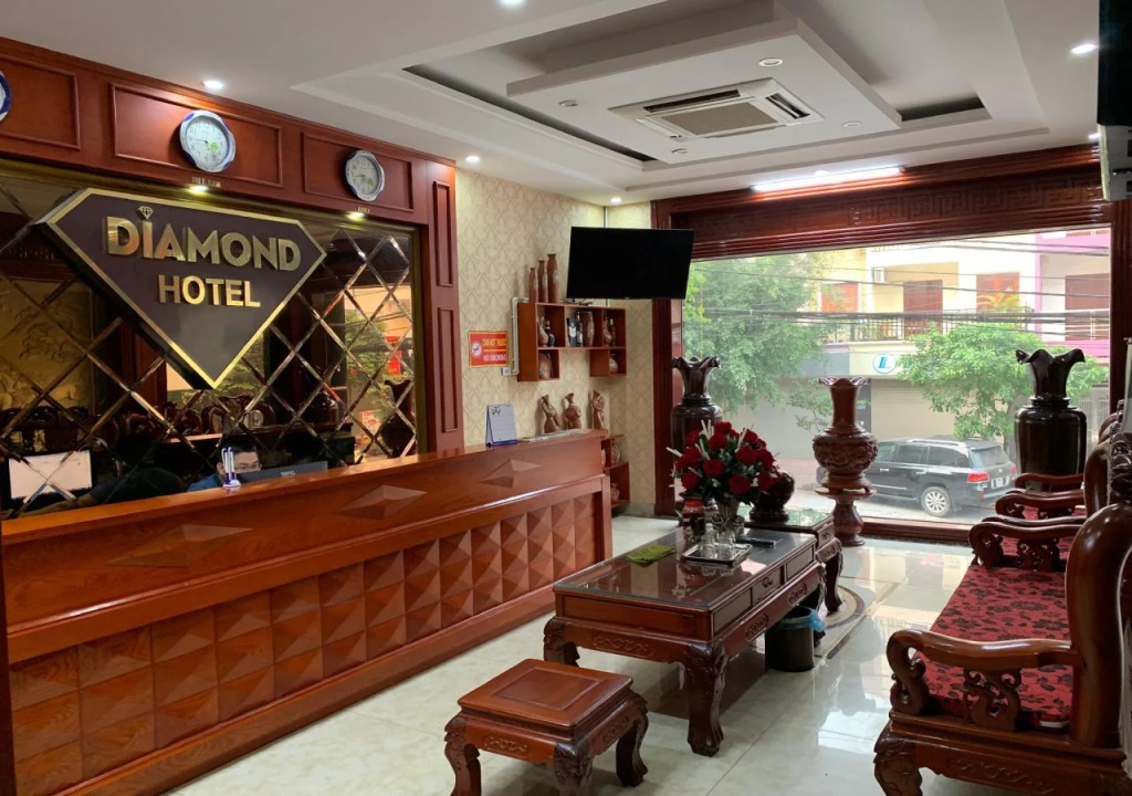 Holiday Suites Hotel & Spa