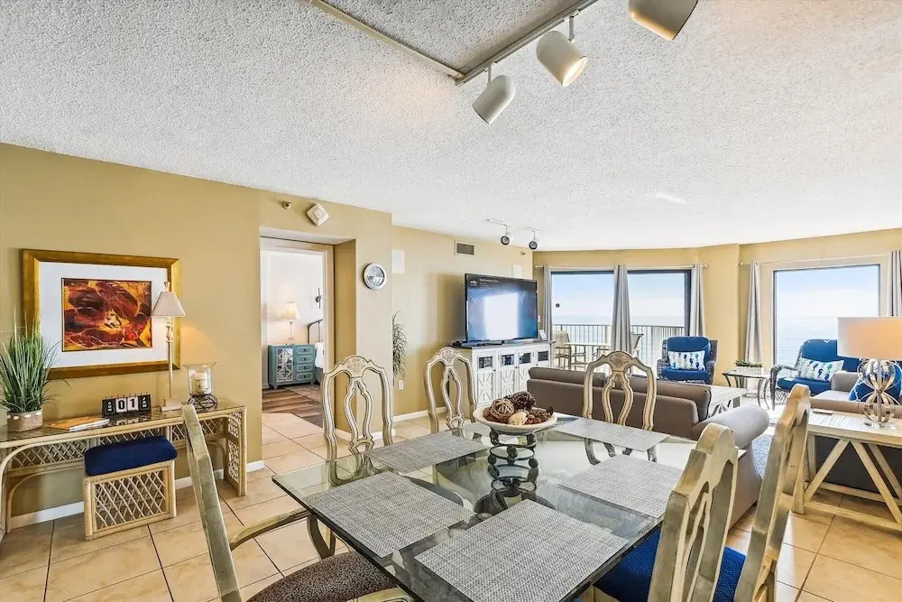 Inlet Reef 503 2 Bedroom Condo by RedAwning