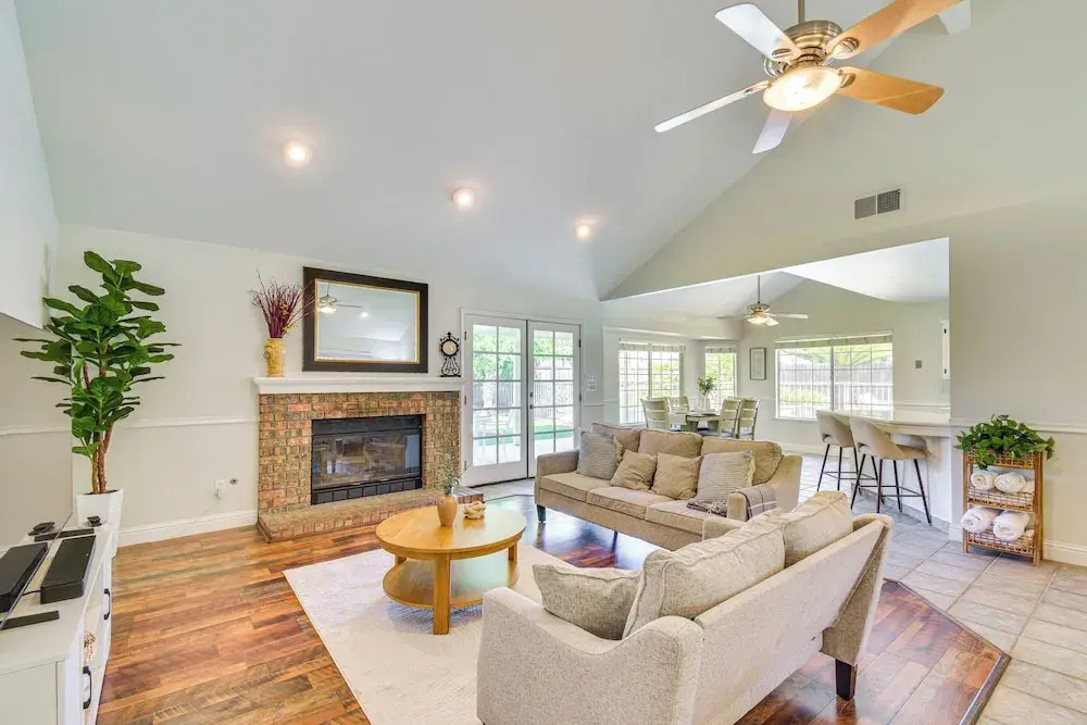 Clovis Family Home: Private Pool, Near Old Town!