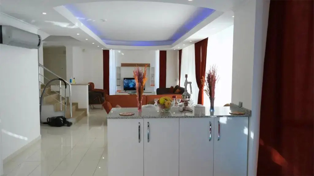 Crystal Water Deniz Saray Villa 1