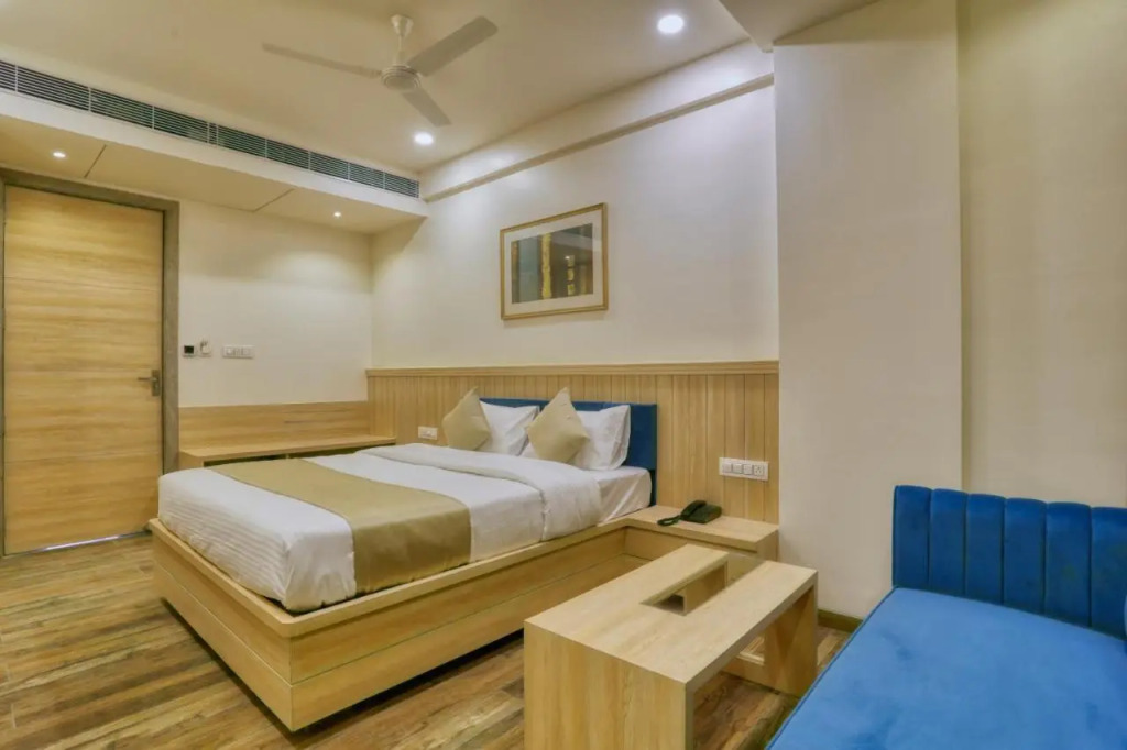 Hotel Centre Park Bhopal