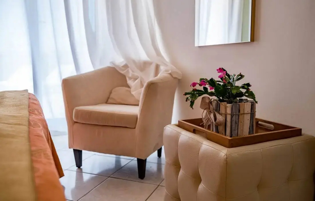 Hotel Villa dei Fiori - sul mare con piscina