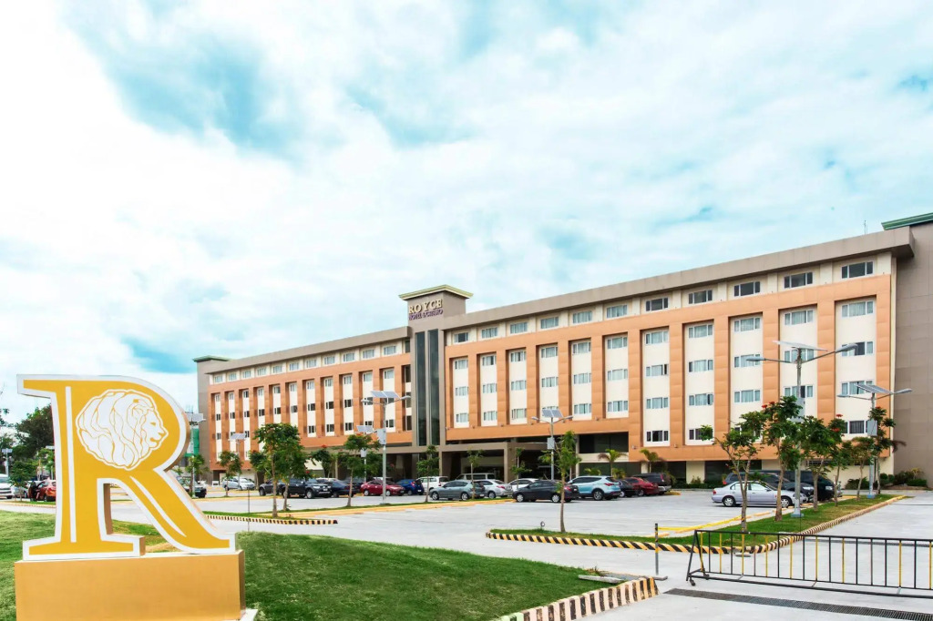 Royce Hotel & Casino