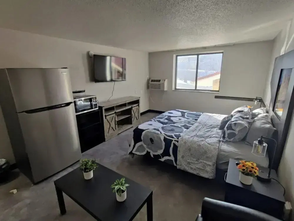 The Suite Inn