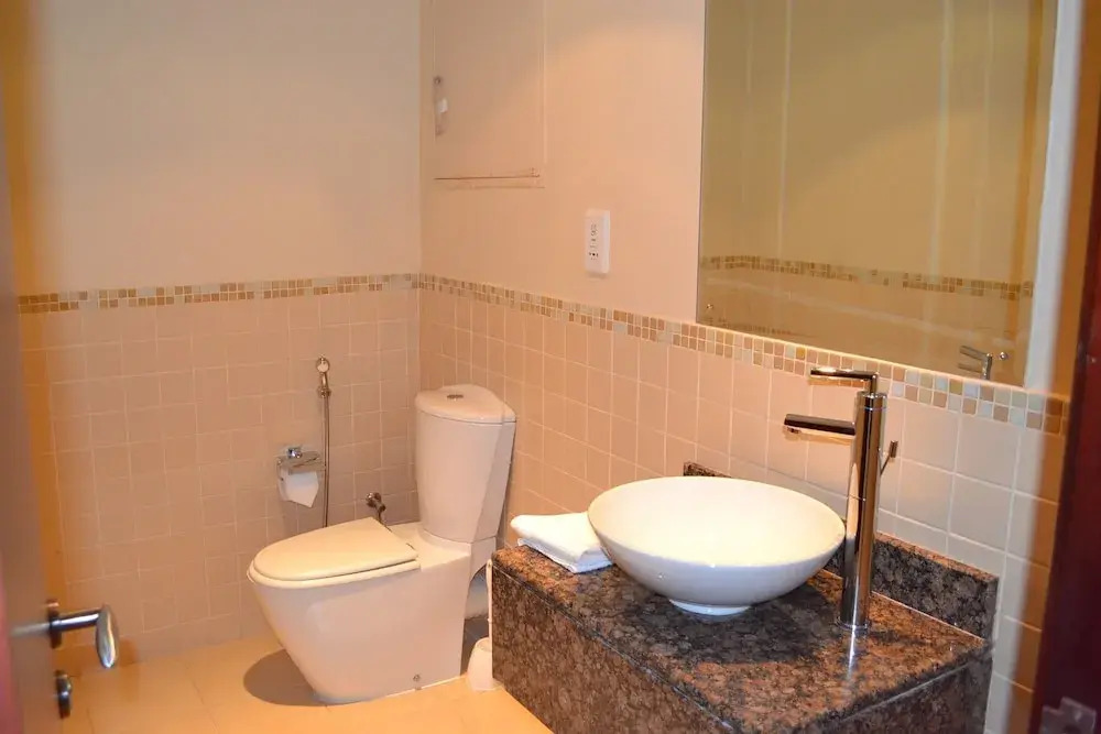 Large 1 Bed - Affordable fully furnished 1BR with balcony and a great marina view! - LSE